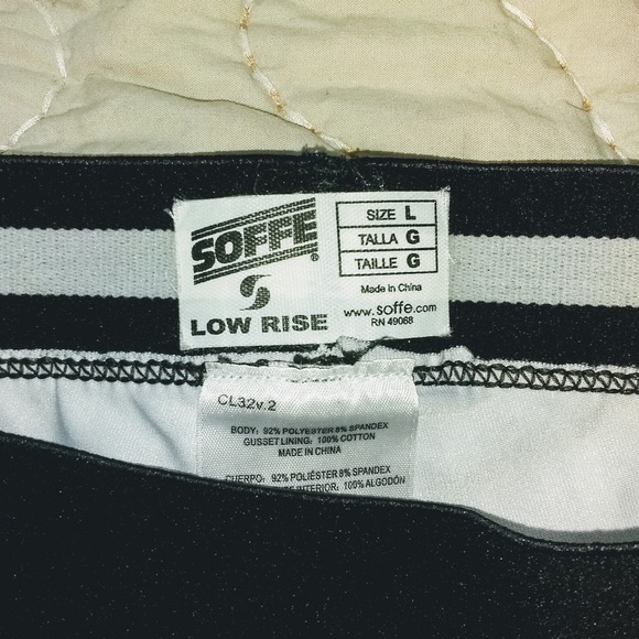 2 pairs of Leggings - Picture 2 of 7